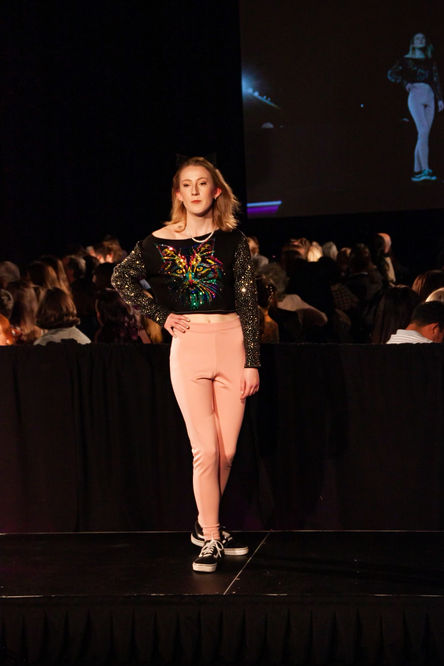 Runway final — look 33