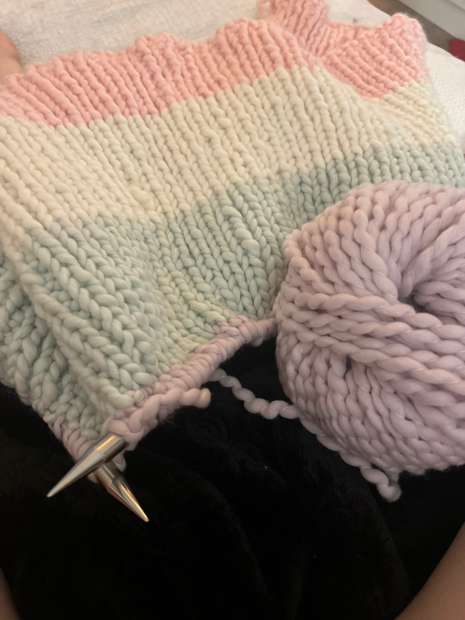 Neutral yarn skeins — baseline palette